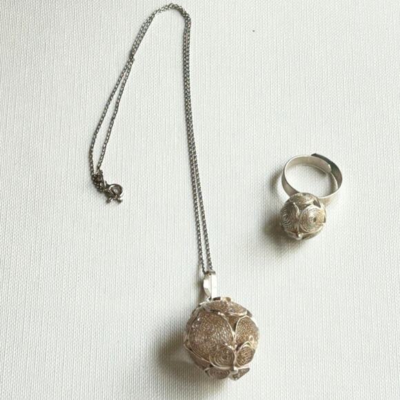 Vintage 1960s Sterling Silver Filigree Orb Necklace & Adjustable Ring Set - Picture 1 of 8